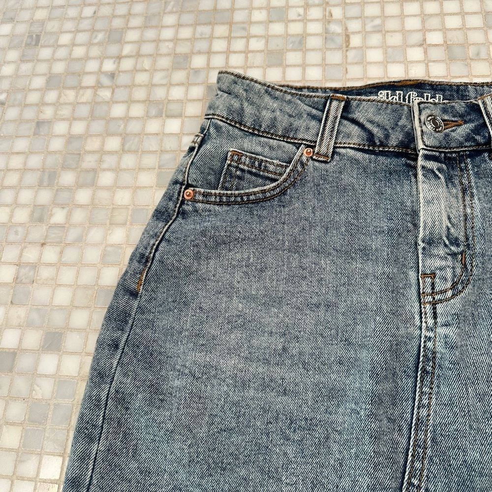 Wild Fable Crooked Detailing Denim Jean Skirt with Frayed Hem - Picture 3 of 9